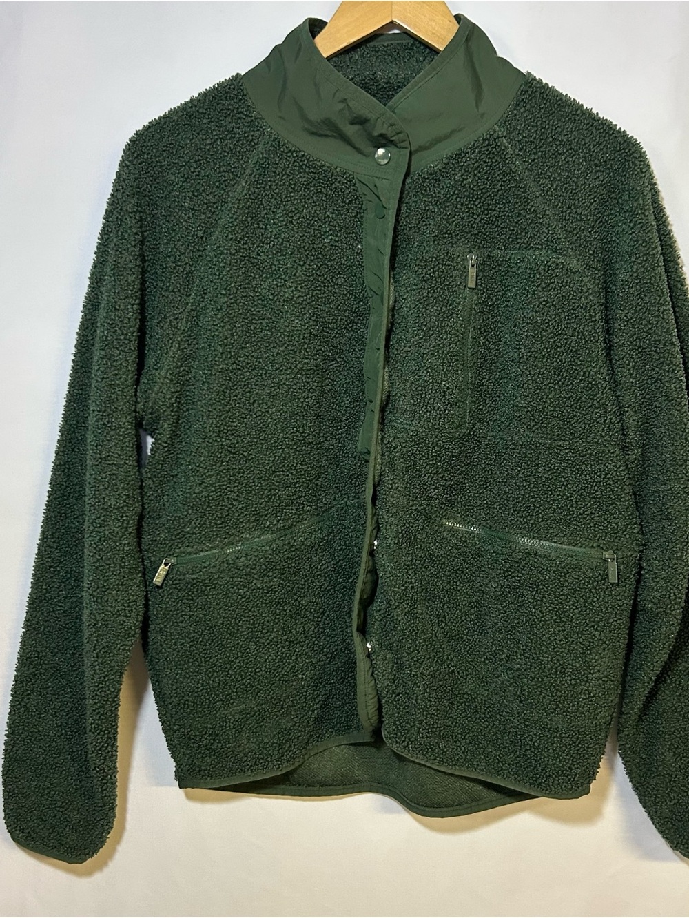 Pink Victoria’s Secret Dark Green Sherpa Fleece Jacket size Small Snap Front